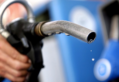 Ціни на бензин вперше почали дешевшати  