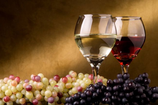 2423_red_white_wine_grapes.jpg (37.92 Kb)