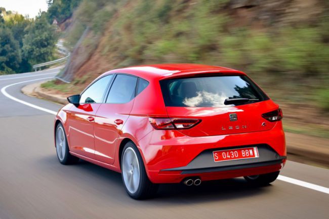 7398_11-seat-leon-fr-tdijpeg_small.jpg (43.95 Kb)