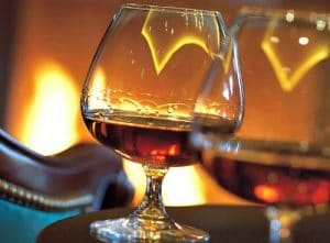 cognac-drink-description-composition-properties-use-damage-300x221.jpg (11.25 Kb)